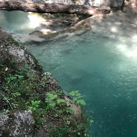 Glamping Jezero Τσάτσακ