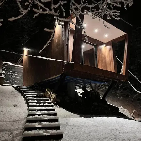 Glamping Jezero * Τσάτσακ