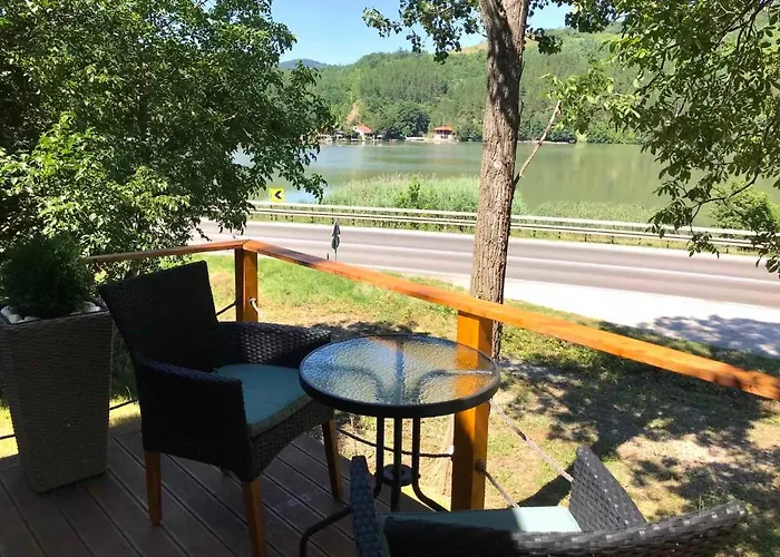 아파트 Glamping Jezero Čačak