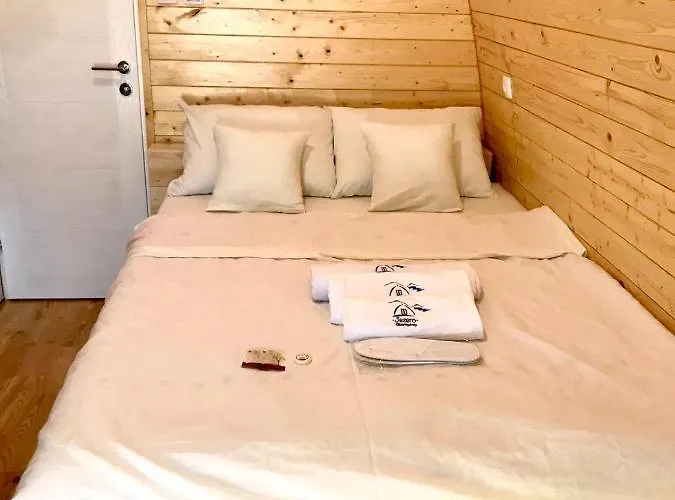 Glamping Jezero 아파트