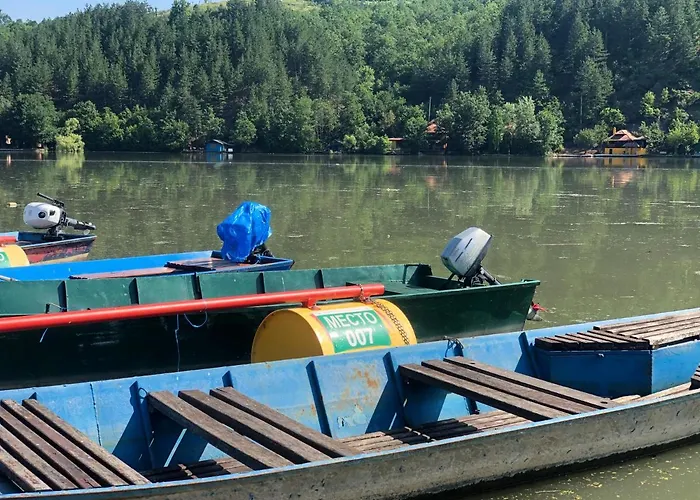 Glamping Jezero Čačak