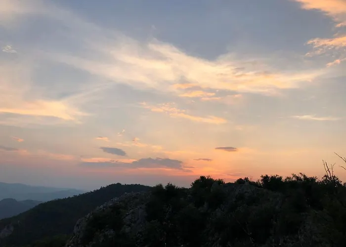 Glamping Jezero 아파트